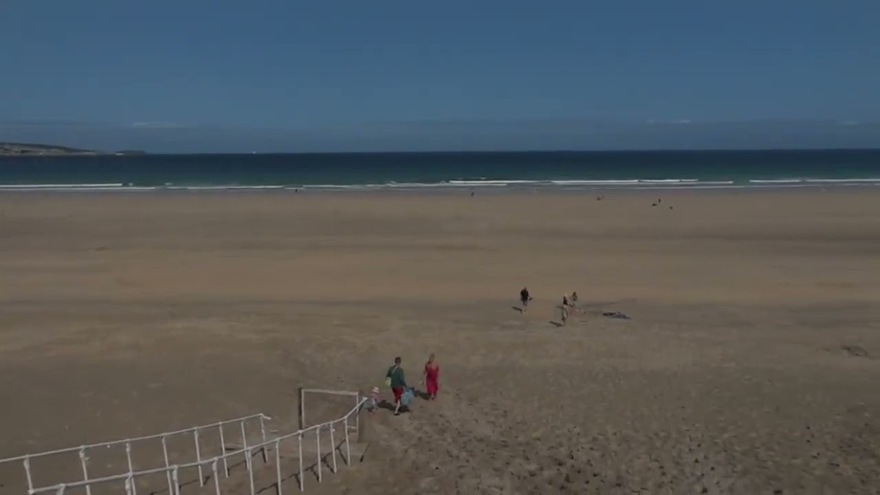 Upton Towans, Hayle, Cornwall | Dog-Friendly Guide 🐾