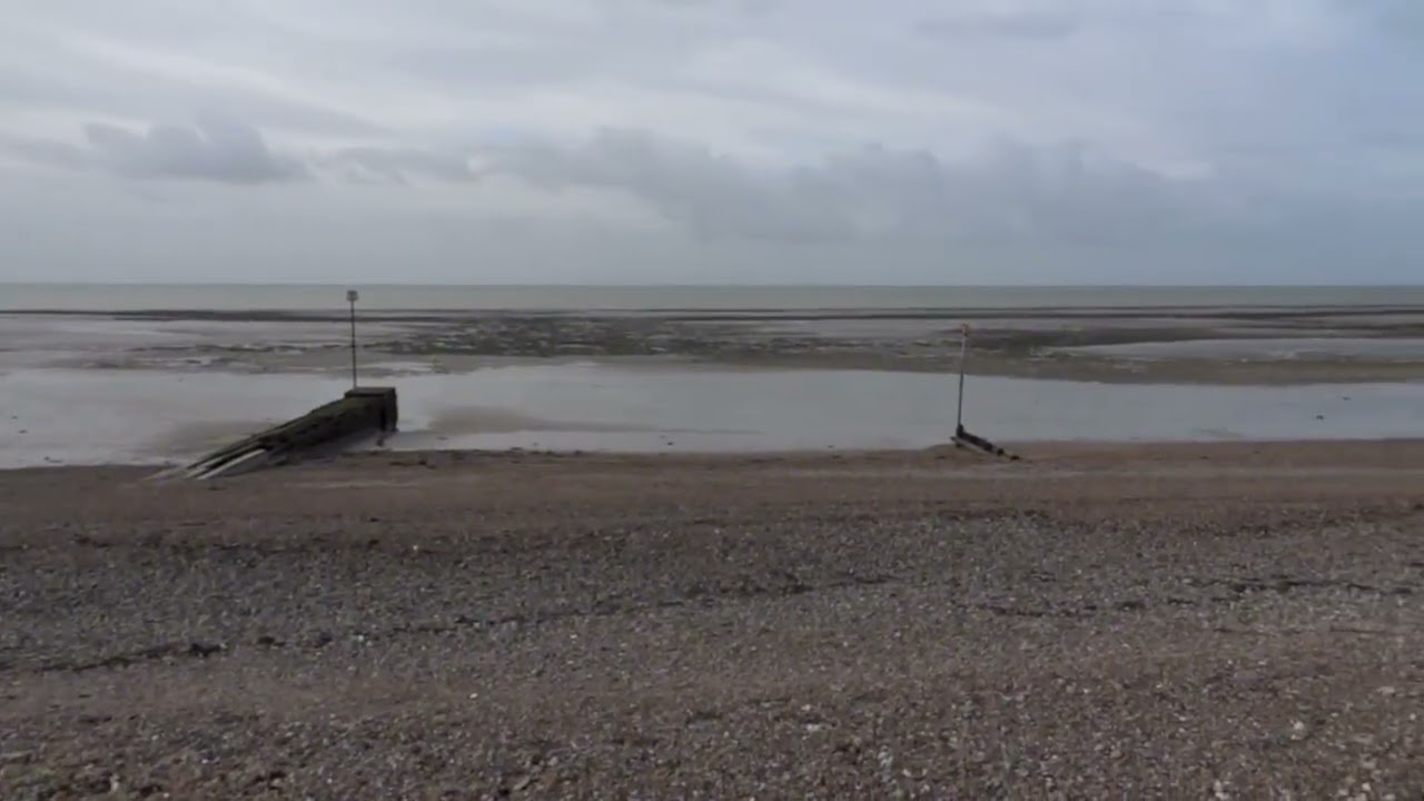 Goring Gap, West Sussex | Dog-Friendly Guide 🐾