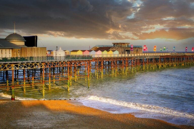 hastings pier 768x512