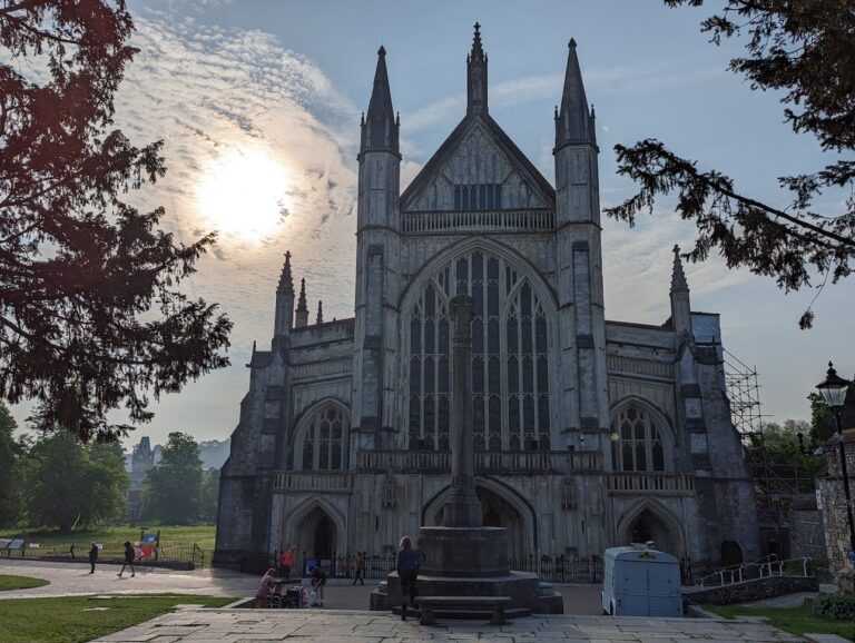 Winchester Cathedral 768x578