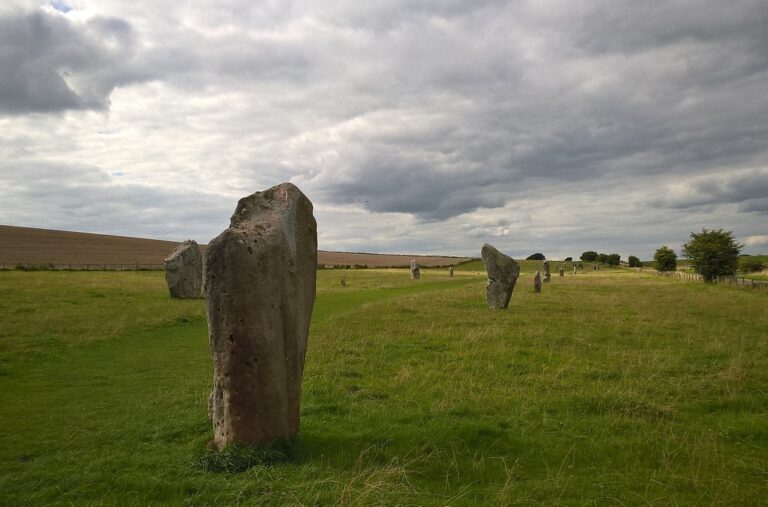 Avebury Stones 768x507