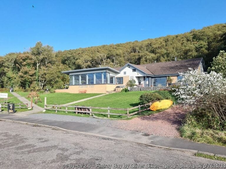 Fintry Bay Millport 768x576