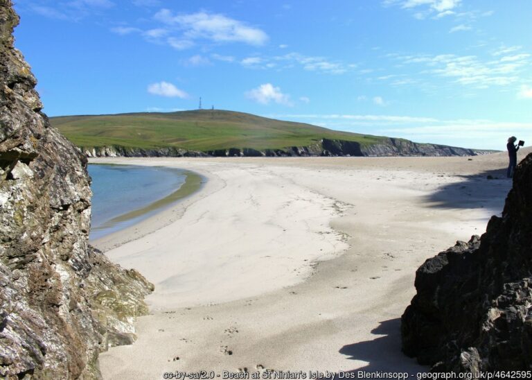 St Ninians Isle Beach 768x548