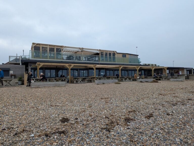 The Beach Club Littlehampton 768x578