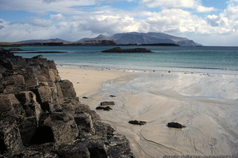Tarbert Bay Isle of Canna 768x512