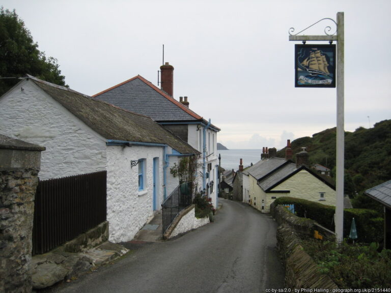 The Ship Inn Portloe 768x576