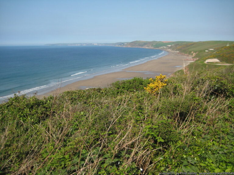 Tregantle Beach Long Sands 768x576