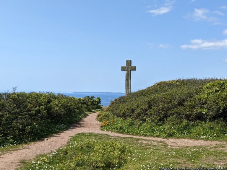 Dodman Point Cross 768x576