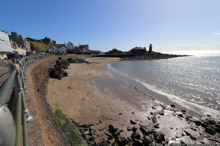 Portpatrick Beach 768x512