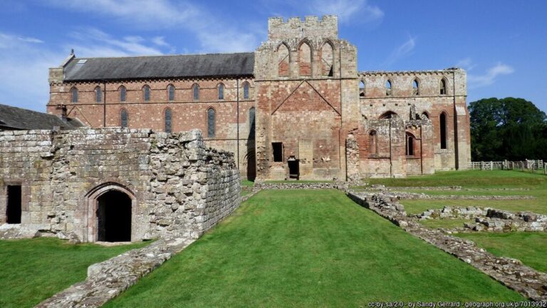Lanercost Priory 768x432