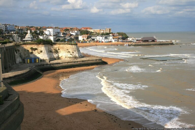 Louisa Bay Broadstairs Kent 768x512