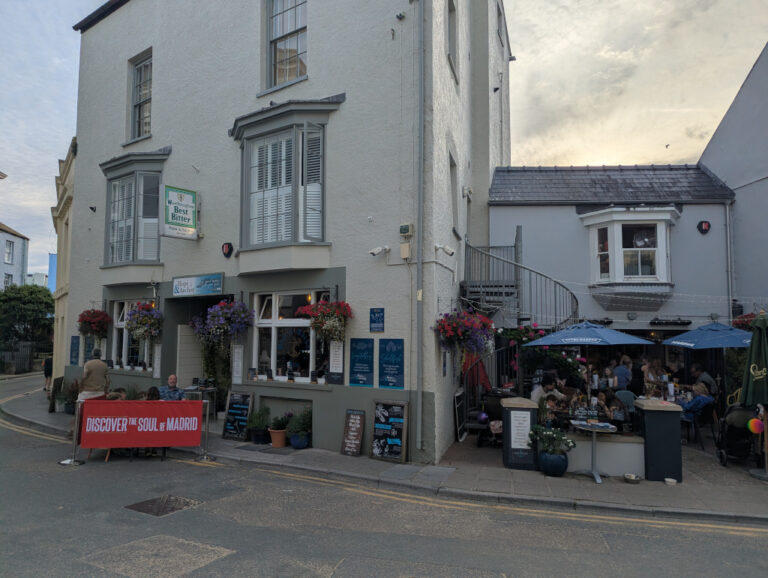 Hope and Anchor Tenby 768x578
