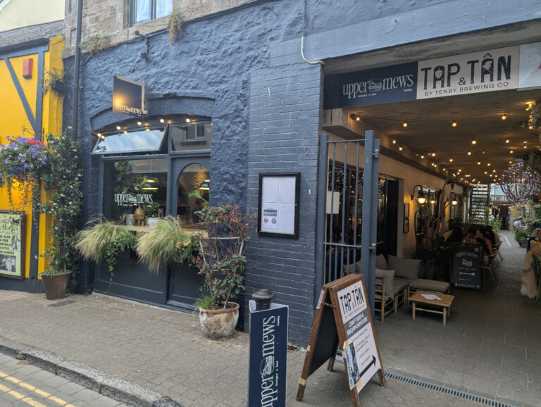 Upper Mews Burger Bar Tenby 768x578