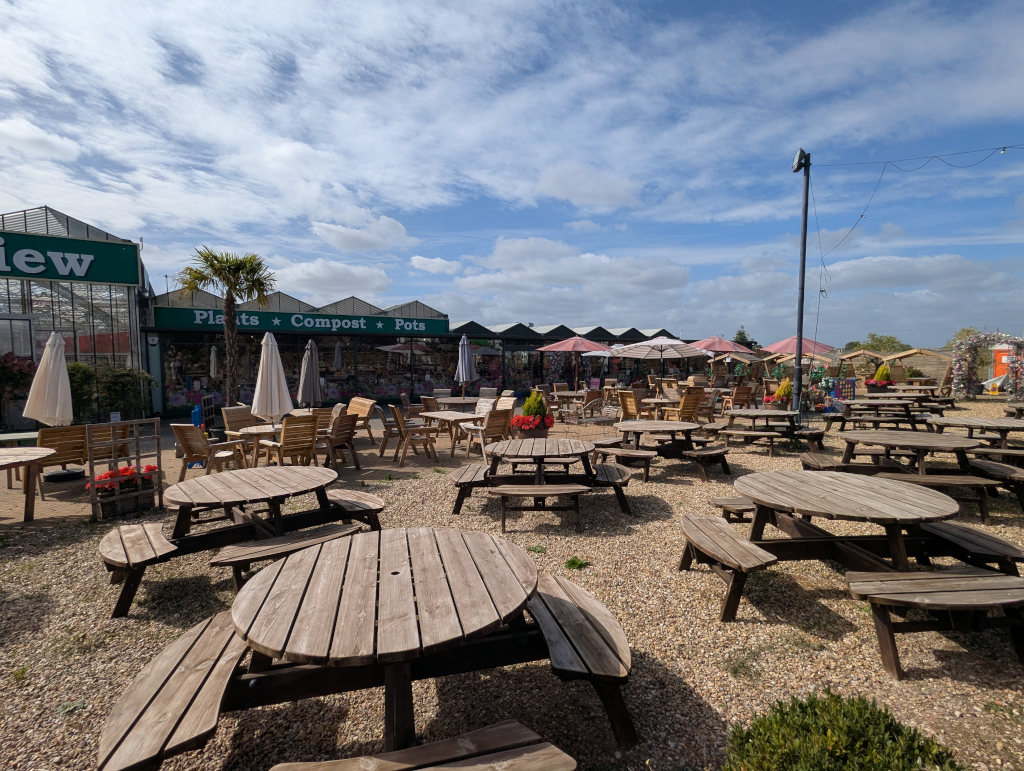 Chiltern View Outdoor Eating Area