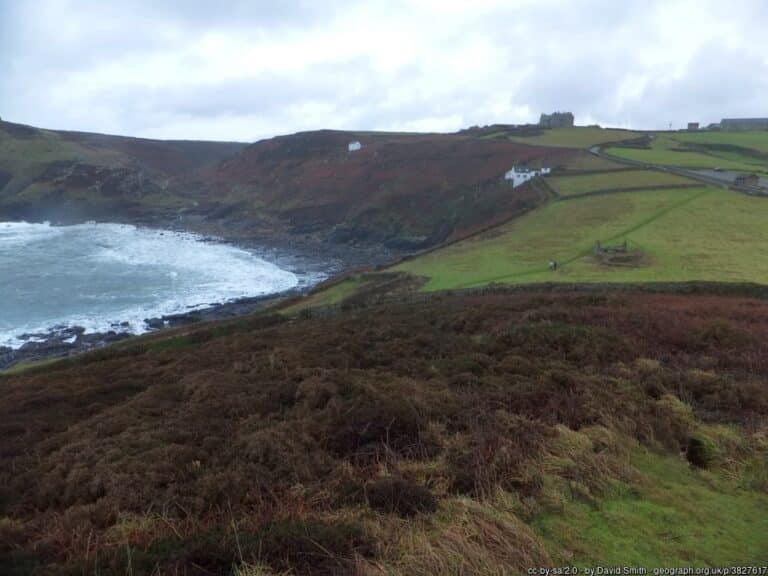 Porth Ledden Bay Cape Cornwall 768x576