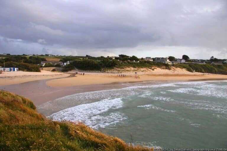 Harlyn Bay Padstow Cornwall 768x512