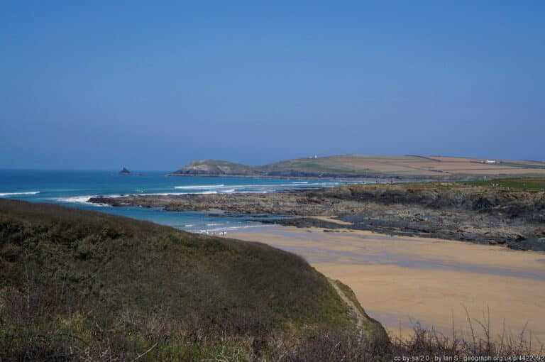 Treyarnon Bay Cornwall 768x510