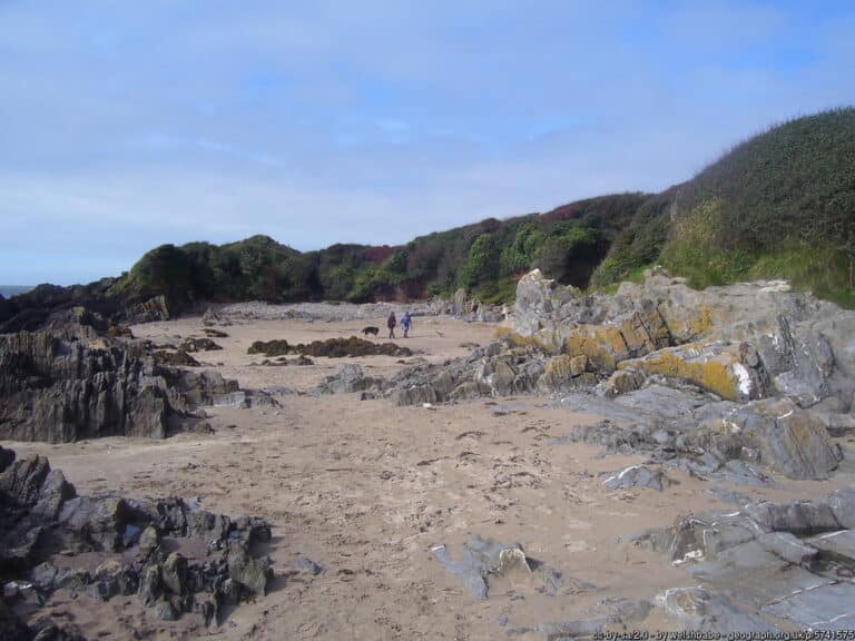 West Angle Bay Pembrokeshire 768x576
