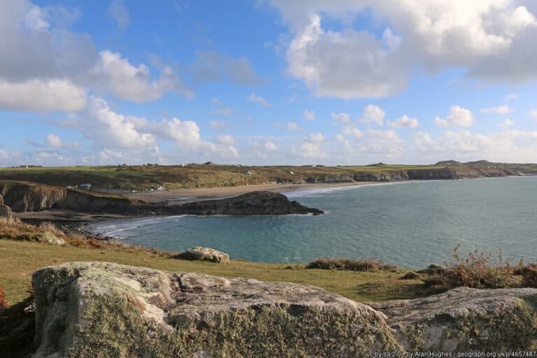 Whitesands Bay Pembrokeshire 768x512